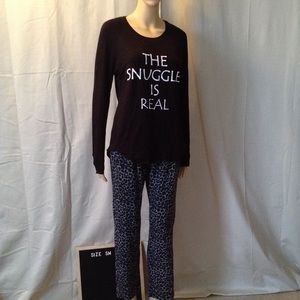 “The Snuggle is Real” Comfy Lounge Set NWT